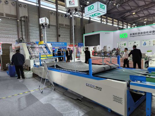 ZGFM-H 160m/Min سرعت بالا خودکار فلوت لیتو لامیناتور ماشین برای جعبه موج دار